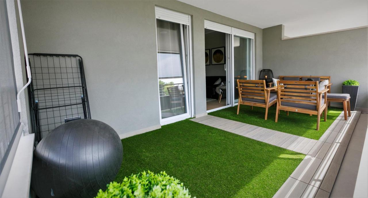 ספליט Luxury Apartment 4Seasons With Garage מראה חיצוני תמונה