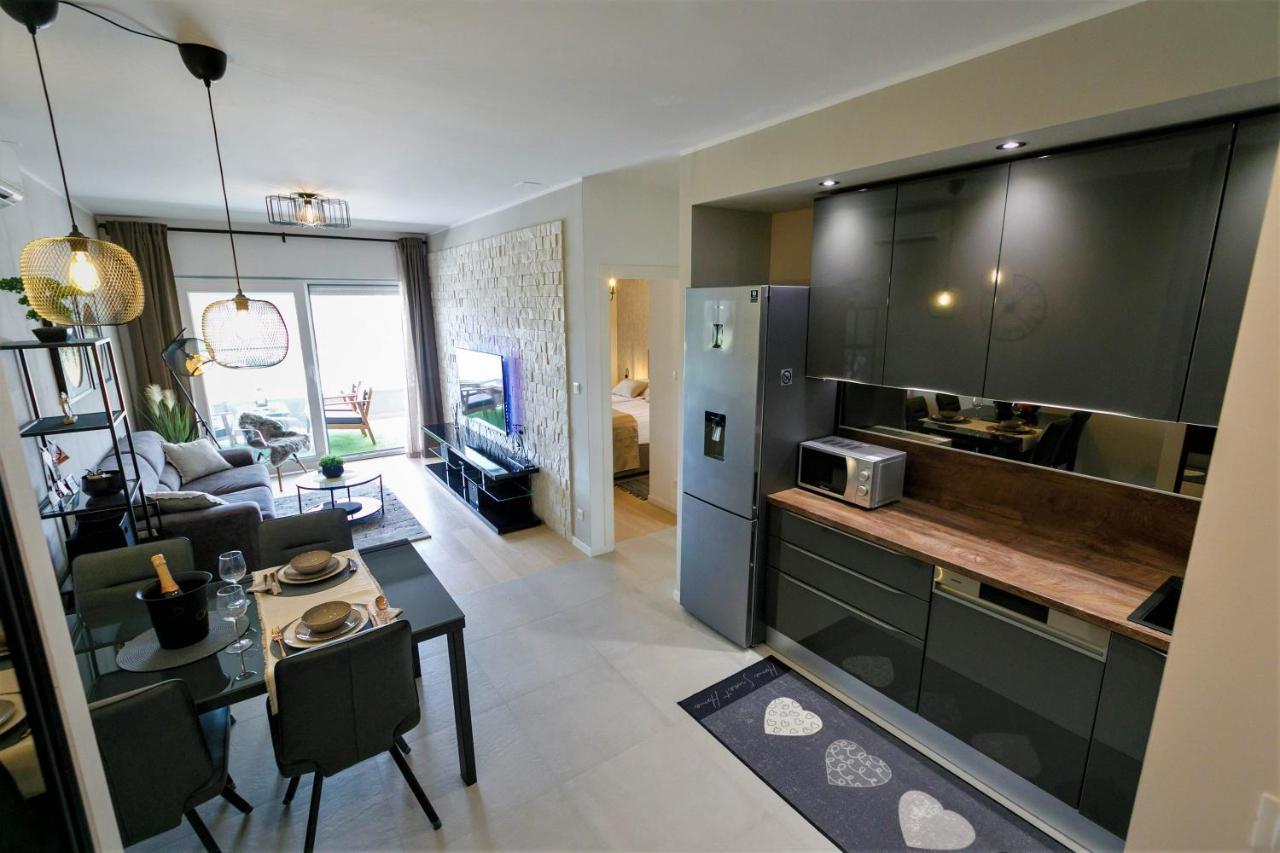 ספליט Luxury Apartment 4Seasons With Garage מראה חיצוני תמונה